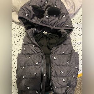2t Mickey Mouse puffer vest from H&M